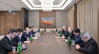 İlham Əliyev Şavkat Mirziyoyevlə görüşdü &ndash; FOTO
