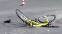 Velosiped sürən uşağı maşın vurdu