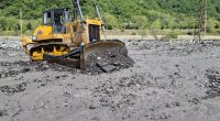Leysan yağışları Qəbələnin Laza kəndinə gedən yolu yararsız hala saldı &ndash; FOTO/VİDEO