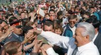 "Yeltsinin qələbəsinə son ana qədər inanmırdıq": 1996-cı il seçkilərinin pərdəarxası məqamları