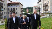 Prezidentlər Şuşa şəhərində inşa edilmiş birinci yaşayış kompleksində - FOTO/VİDEO