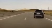 Bakı-Şamaxı yolunda DƏHŞƏT: Qarşıdan gələn avtomobilin təkəri çıxaraq "Range Rover"ə çırpıldı - ANBAAN VİDEO
