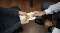 Məhkəmədən 600 minlik dələduzluq edən şəxslə bağlı QƏRAR