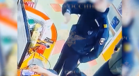 Rusiyalı gənc polis forması geyinib növbəsiz yanacaq doldurdu - VİDEO