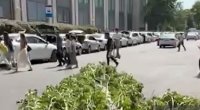 &ldquo;28 Mall&rdquo;ın yaxınlığında ağac aşdı &ndash; VİDEO