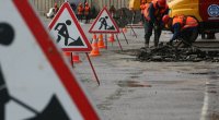 Tıxac üstünə TIXAC &ndash; Bakının əsas yollarında təmir niyə pik saatlarda APARILIR?