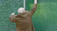 65 yaşdan sonra hansı müəllimləri işdə saxlayırlar?