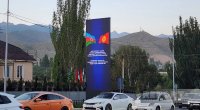 Prezidentin səfəri etdiyi şəhərdə Azərbaycan bayraqları və bannerlər quraşdırılıb
