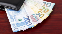 Onlar 8000 manat maaş alır