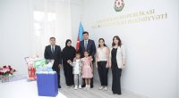 Elnur Rzayev birinci sinfə gedəcək şəhid övladları ilə görüşüb &ndash; FOTO