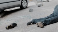 Bakıda avtomobil piyadanı vurdu - Sürücü vəfat etdi