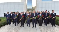 AHİK üzvləri Zəfər parkını ziyarət etdi - FOTO