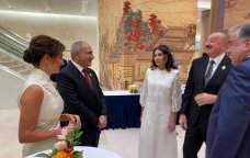 İlham Əliyev və Paşinyan ilk dəfə xanımları ilə bir araya gəldi - FOTO
