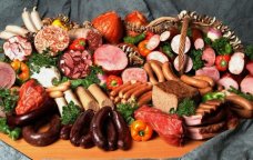 DİQQƏT: Bu qidalar bağırsaq xərçəngi yaradır