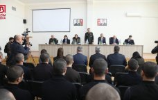 Amnistiyadan yararlananlar arasında yeniyetmələr də var &ndash; FOTOLAR