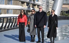 İlham Əliyev ailəsi ilə &ldquo;Bakı Ağ Şəhər&rdquo;də - FOTO