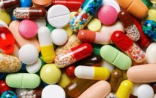 Özbaşına müalicə "trend"i - Həkim məsləhəti olmadan dərman qəbul edənlərin sayı niyə artır?