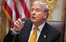 Tramp İranı HƏDƏLƏDİ: “Etirazçıların öldürüləcəyi təqdirdə, ABŞ hücuma keçəcək”