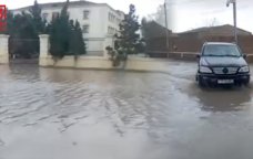 Türkan məktəbi SU ALTINDA – VİDEO