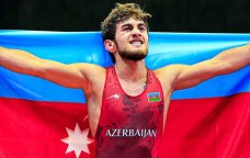 Güləşçimiz Serbiyada qızıl medal qazandı