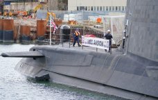 Britaniyanın atom sualtı qayığı Ərəb dənizinə gəldi