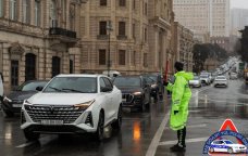 Sürücülərə və piyadalara XƏBƏRDARLIQ