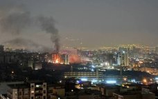 Bu gecə İranın böyük şəhərləri bombalandı - VİDEO