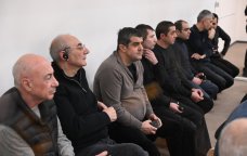 Arayik və digərləri yenidən MƏHKƏMƏ QARŞISINDA