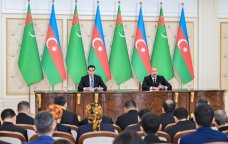 Azərbaycan və Türkmənistan prezidentləri mətbuata bəyanatlarla çıxış etdilər &ndash; FOTO/VİDEO
