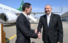 İlham Əliyev Türkmənistan Prezidentini Füzulidə belə qarşıladı &ndash; FOTO