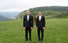 Türkmənistan Prezidentinə Qarabağ atı hədiyyə edildi - FOTO