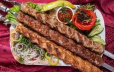 Ucuz ətin şorbası olmaz, bəs KABABI? – 3 manatlıq lülə kababların mətbəxarxası SİRLƏRİ