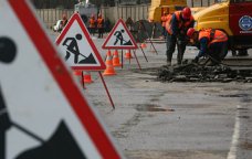 Tıxac üstünə TIXAC &ndash; Bakının əsas yollarında təmir niyə pik saatlarda APARILIR?