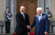 İlham Əliyevin Almaniyaya səfərindən VİDEOÇARX
