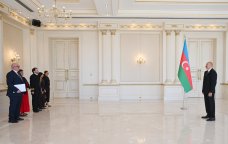 Prezident Böyük Britaniyanın yeni səfirinin etimadnaməsini qəbul etdi &ndash; FOTO/VİDEO