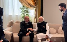 Prezidentin Narendra Modi ilə görüşündən FOTO