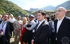 Diplomatlar Xudavəng monastırında &ndash; FOTO/VİDEO