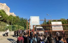 İstanbulda məktəbdə DƏHŞƏT: 3 şagird bıçaqlandı &ndash; FOTO-VİDEO