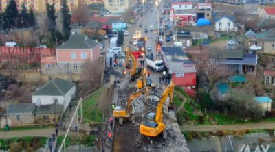 Təmirə bağlanan Saray körpüsündə SON VƏZİYYƏT - VİDEO