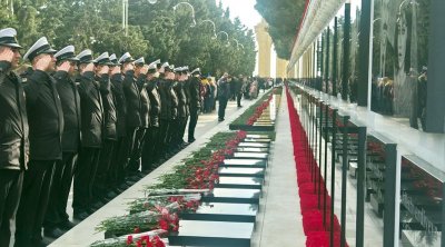 Azərbaycan Ordusunda 20 Yanvar faciəsinin ildönümü ilə əlaqədar silsilə tədbirlər keçirildi - FOTO/VİDEO