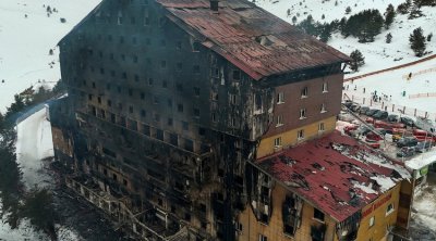 Türkiyədə hoteldəki yanğına görə saxlanılanların sayı ARTDI