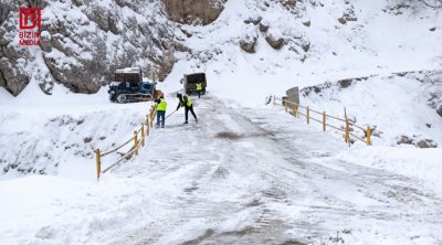 Quba-Xınalıq yolunu buz BAĞLAYIB – FOTO