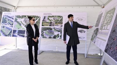 Birinci Xanım Gəncə Memorial Kompleksinin layihəsi ilə TANIŞ OLDU - FOTO