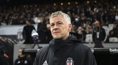 “Beşiktaş” baş məşqçisini istefaya GÖNDƏRDİ