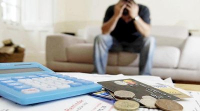 Problemli kreditlər 500 milyon manatı ÖTDÜ – RƏSMİ