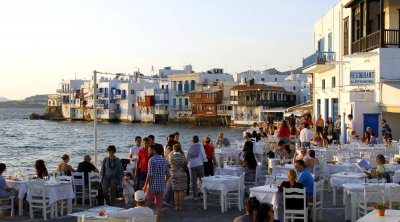 Turistlərin sayına görə rekord qıran 3 şəhər