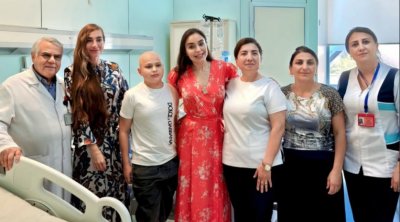 Leyla və Arzu Əliyevalar Milli Onkologiya Mərkəzində - FOTO