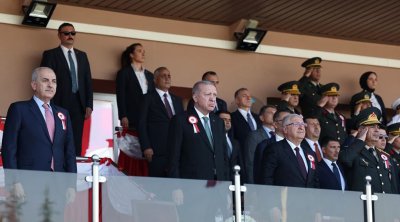 Azərbaycan müdafiə naziri Türkiyədə hərbi məktəblərin buraxılış mərasimlərində iştirak edib - FOTO