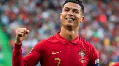 40 yaşlı Ronaldo Portuqaliya millisinə ÇAĞIRILDI