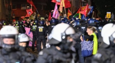 Kölndə iğtişaşlar: 12 polis əməkdaşı xəsarət aldı